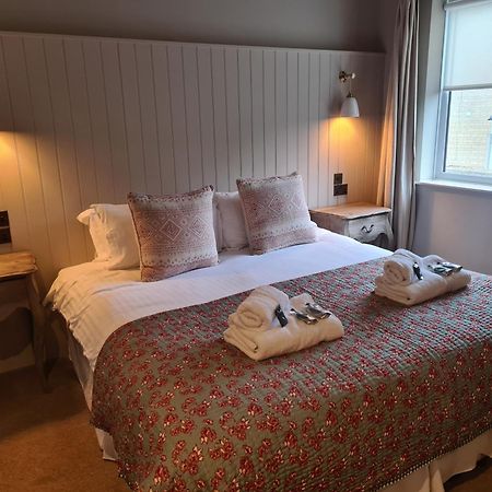 Priory Inn Tetbury Ngoại thất bức ảnh
