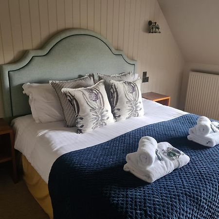 Priory Inn Tetbury Ngoại thất bức ảnh