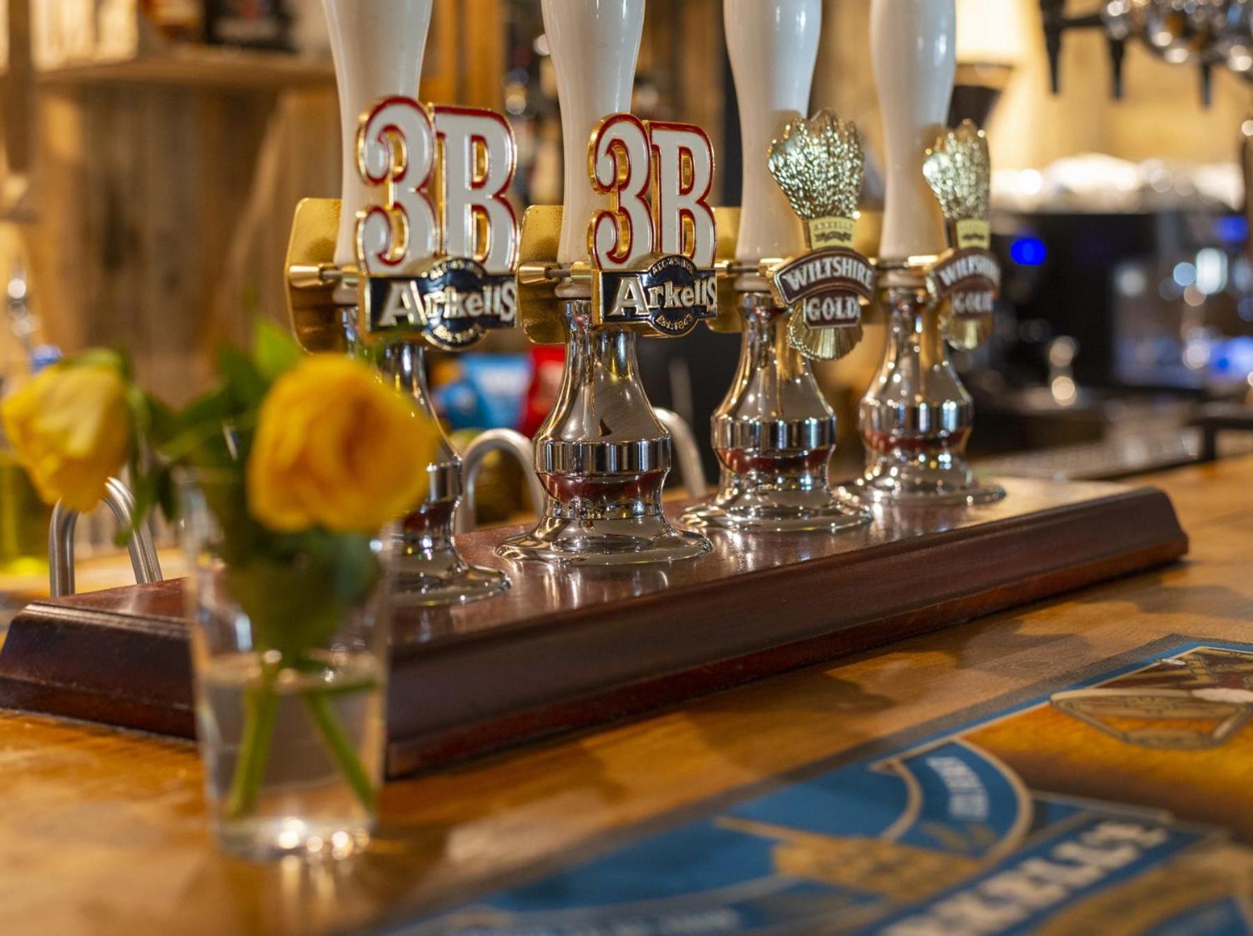 Priory Inn Tetbury Ngoại thất bức ảnh
