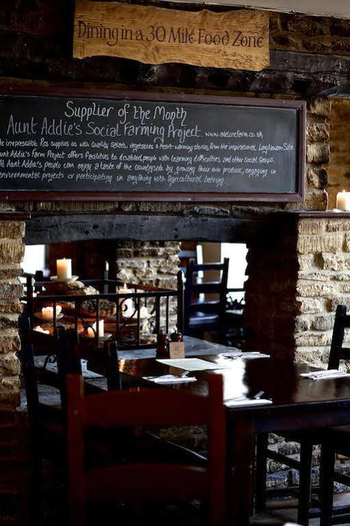 Priory Inn Tetbury Ngoại thất bức ảnh