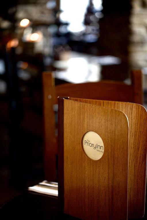 Priory Inn Tetbury Ngoại thất bức ảnh