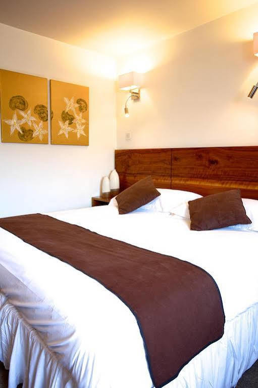Priory Inn Tetbury Ngoại thất bức ảnh