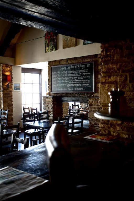 Priory Inn Tetbury Ngoại thất bức ảnh